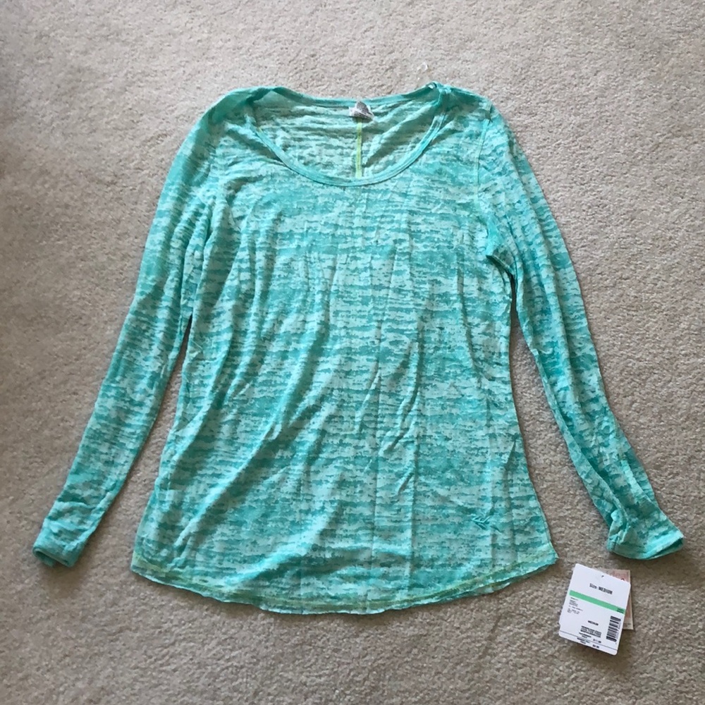 Turquoise long sleeve Everlast shirt